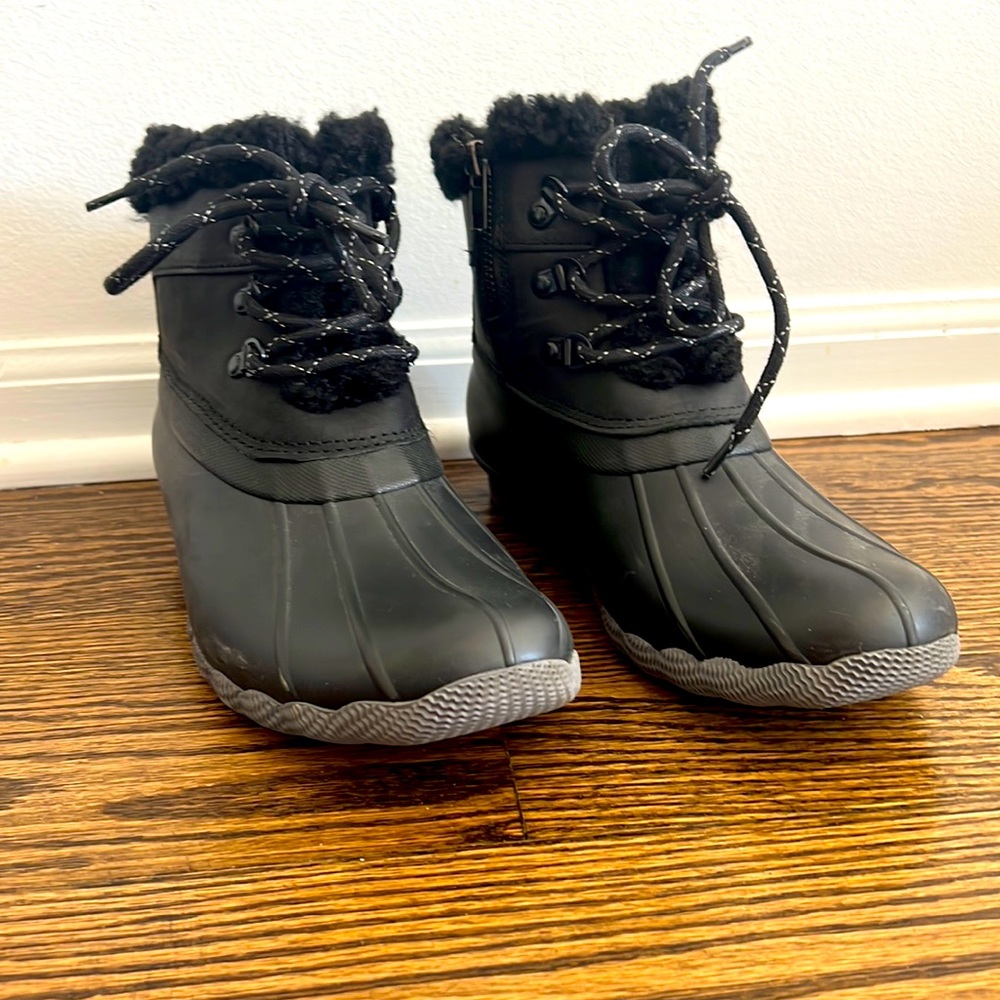 Sperry Alpine winter boots, 8.5, like new!